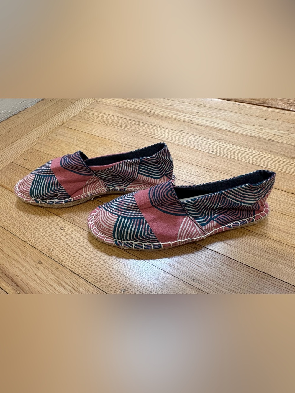 Slip-On Espadrille Flats, NWOT, Size 6, Handmade, Pink Dusty Rose & Navy Blue